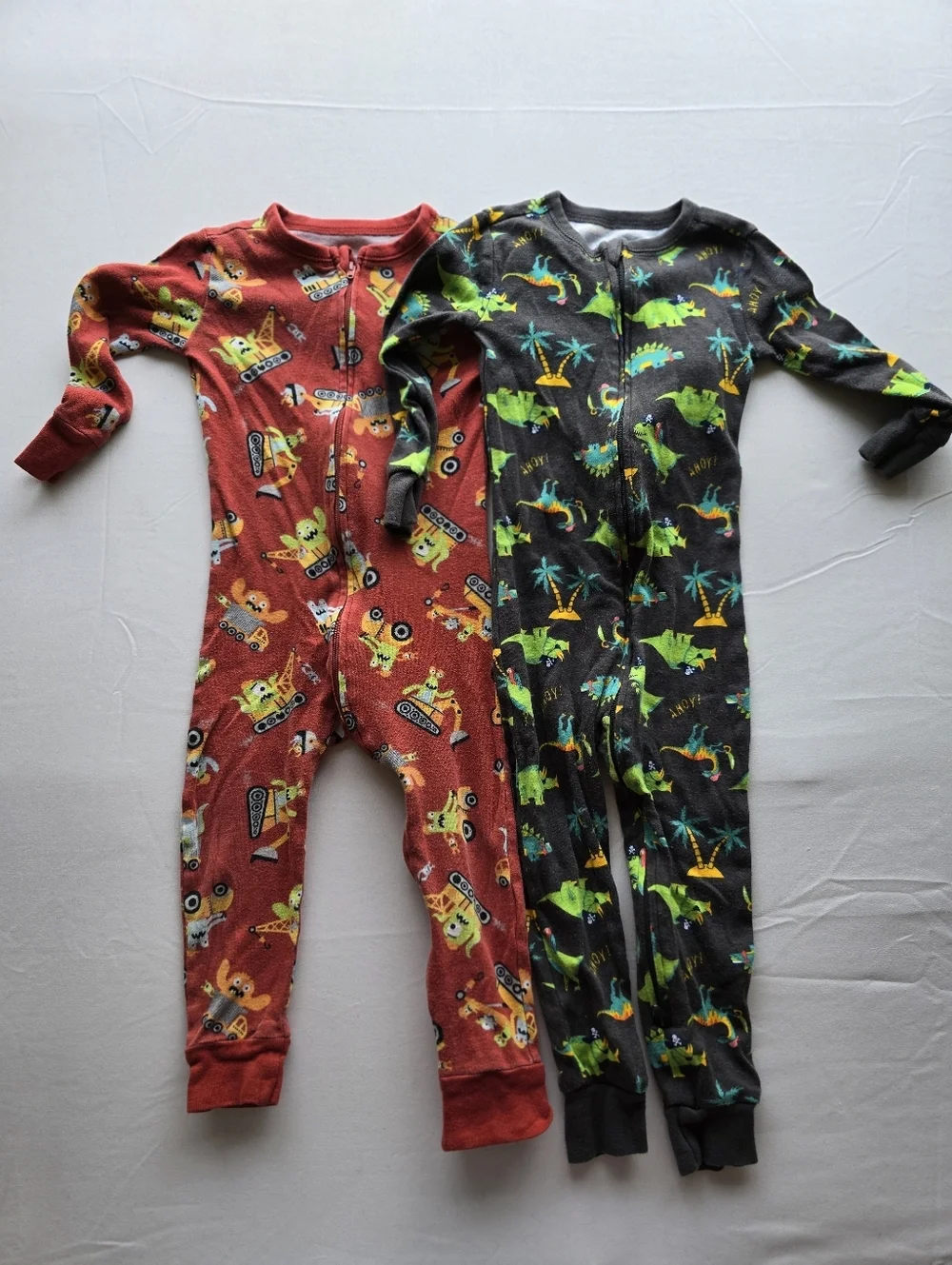 Old Navy One Piece Pajamas Size 2T